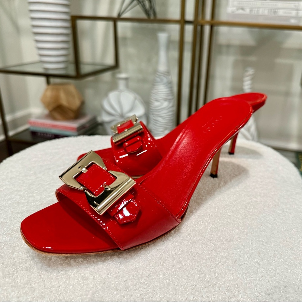 GUCCI RED SLIDES - 7.5 - Personal collection - Full inclusion - Neiman Marcus